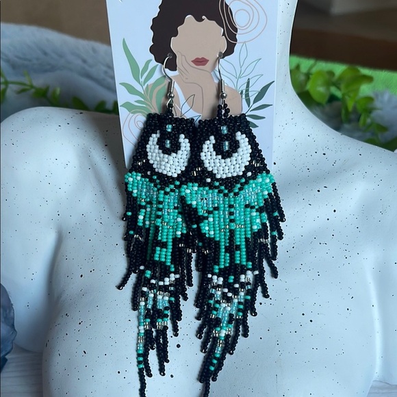 Green and Black Dramatic Fringe Earrings - Picture 4 of 4